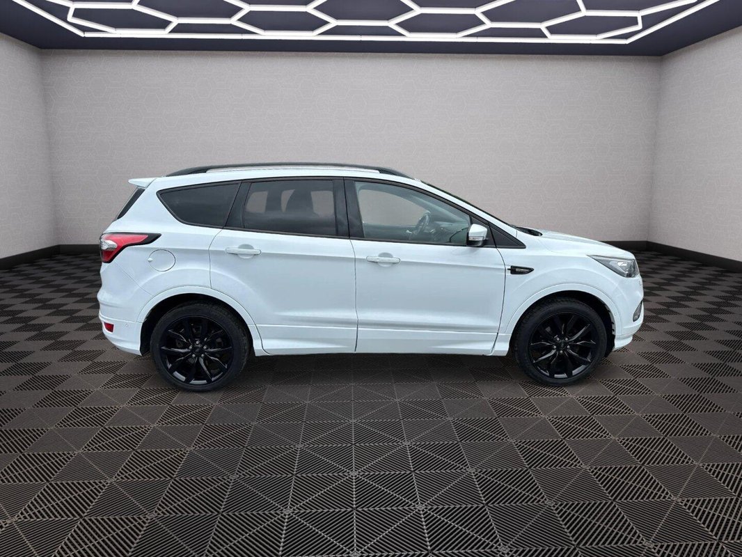 Ford Kuga foto 24