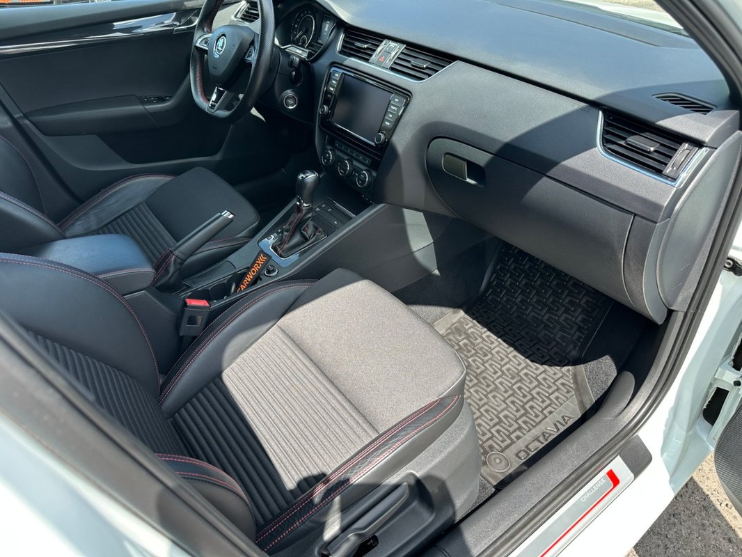 Škoda Octavia foto 5