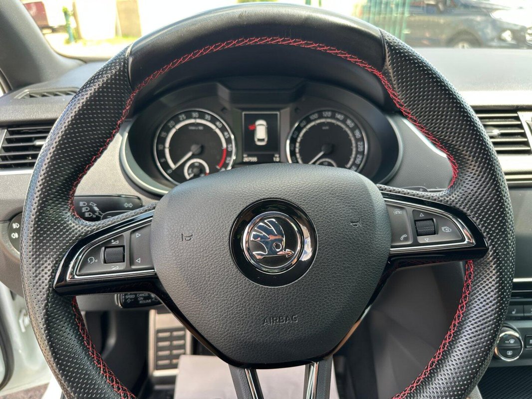 Škoda Octavia foto 9