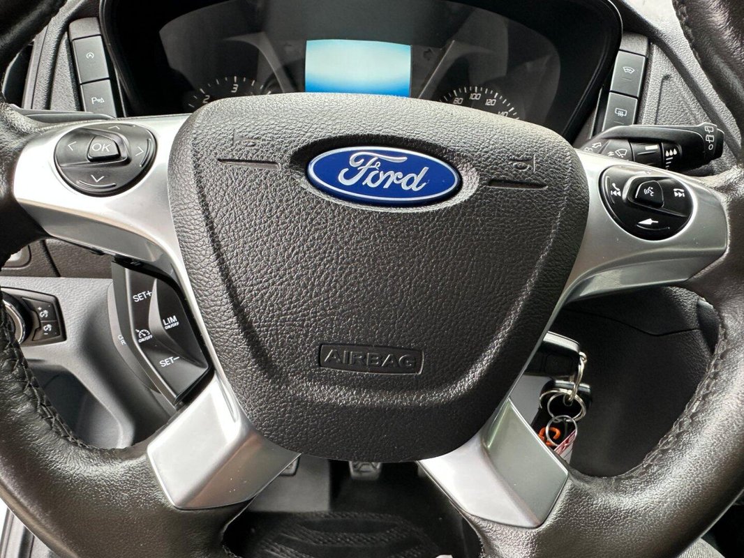 Ford Transit Courier foto 14