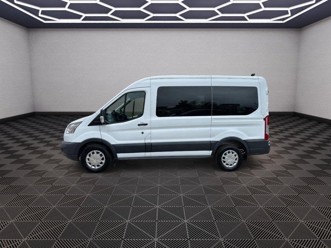 Ford Transit Courier foto 16