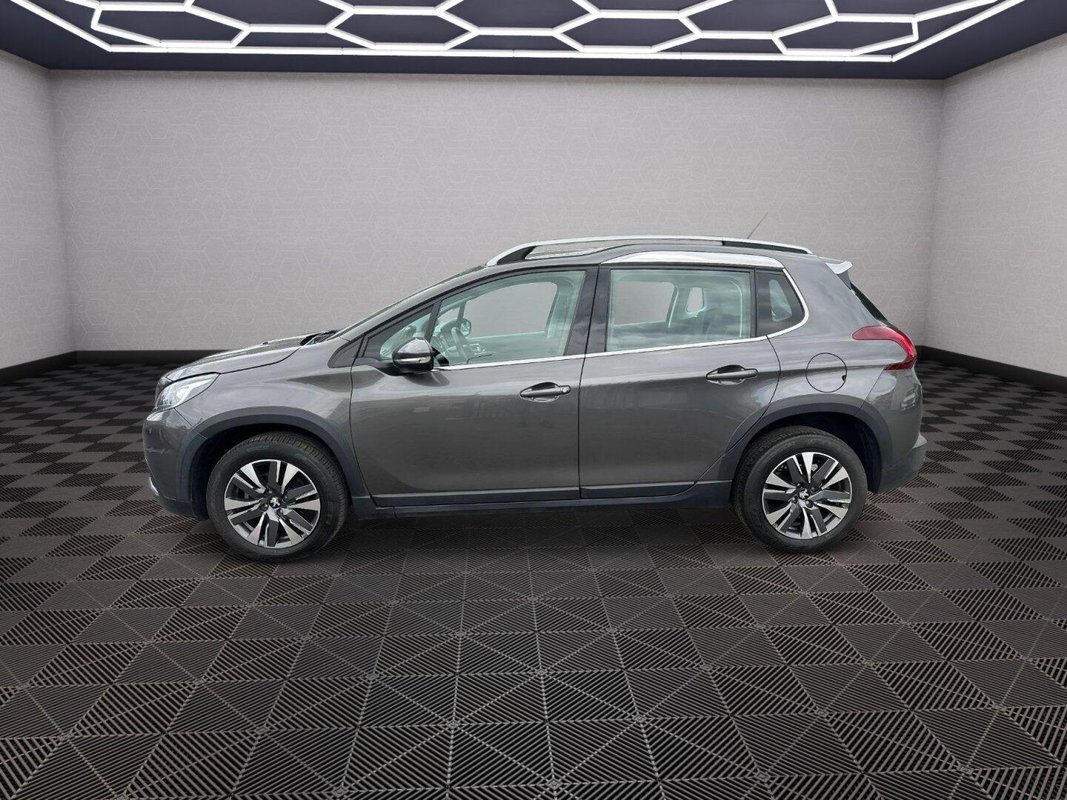 Peugeot 2008 foto 16