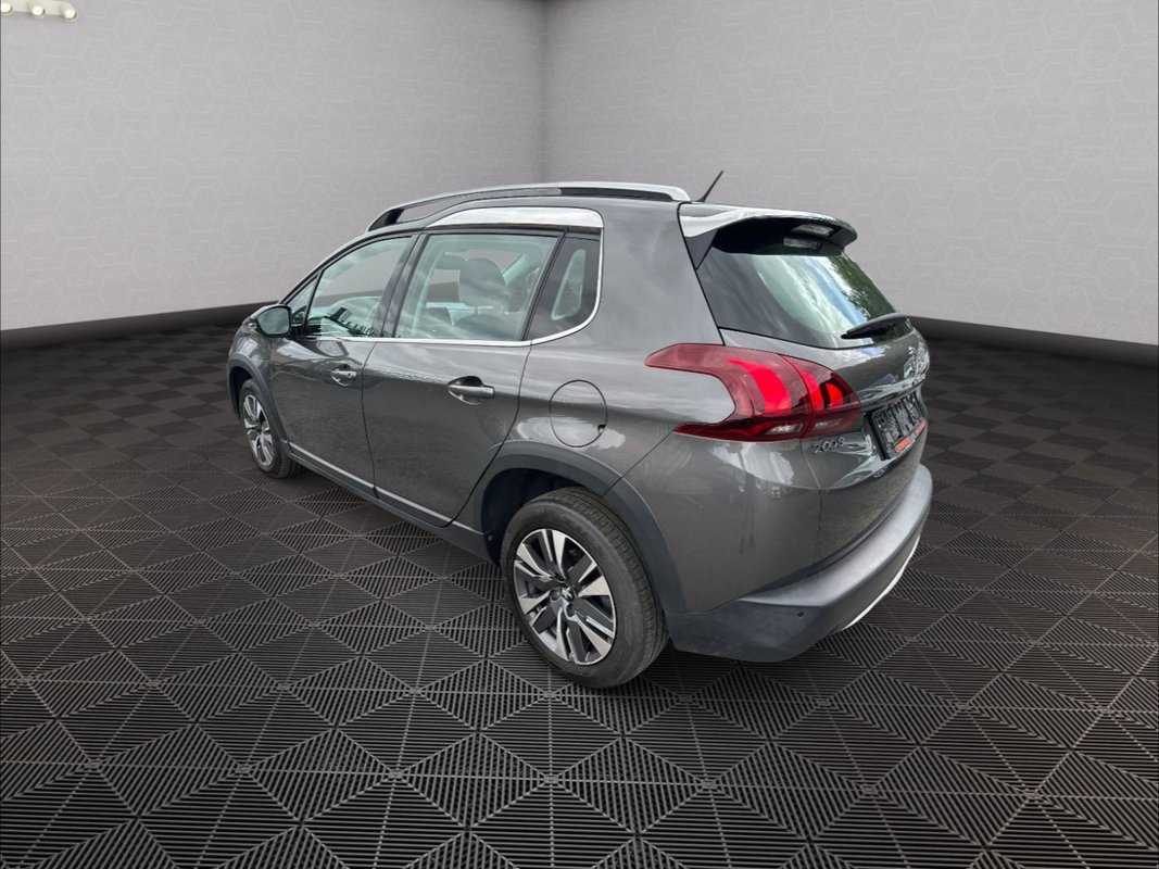 Peugeot 2008 foto 17