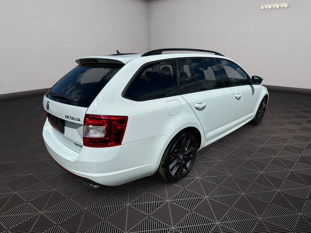 Škoda Octavia foto 26