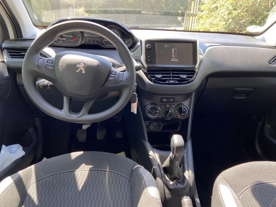 Peugeot 208 foto 7