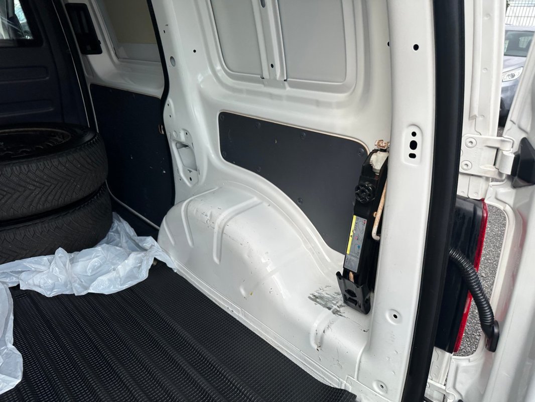 Volkswagen Caddy foto 4