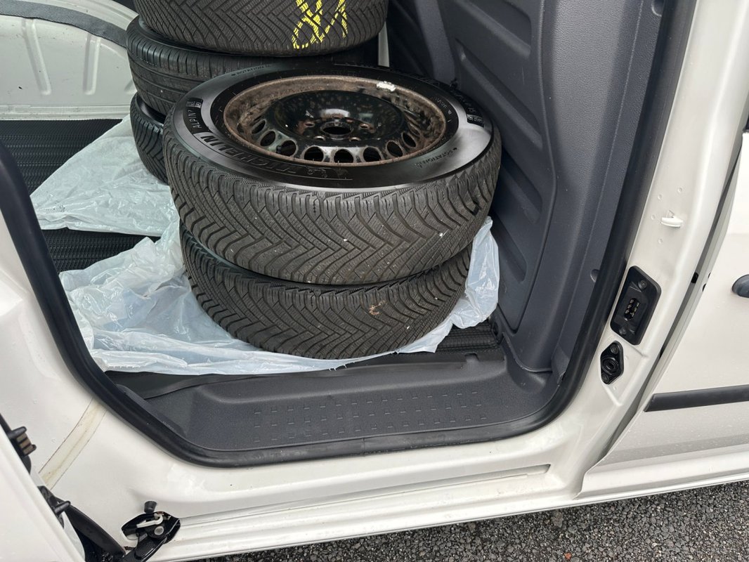 Volkswagen Caddy foto 7