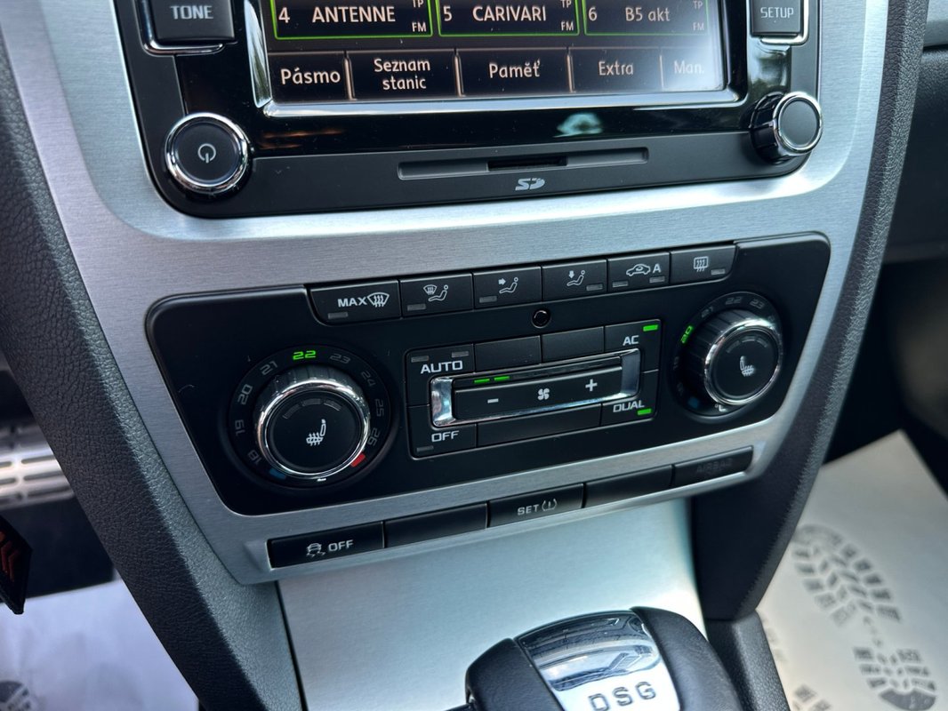 Škoda Octavia foto 13