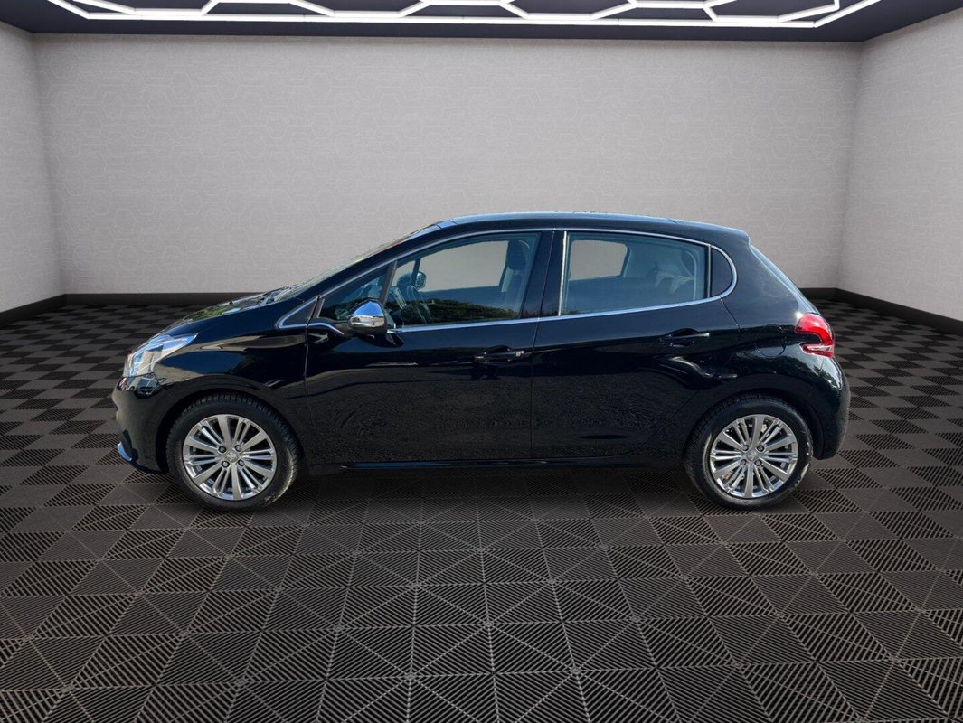Peugeot 208 foto 20