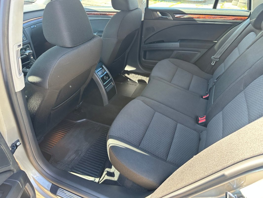 Škoda Superb foto 3