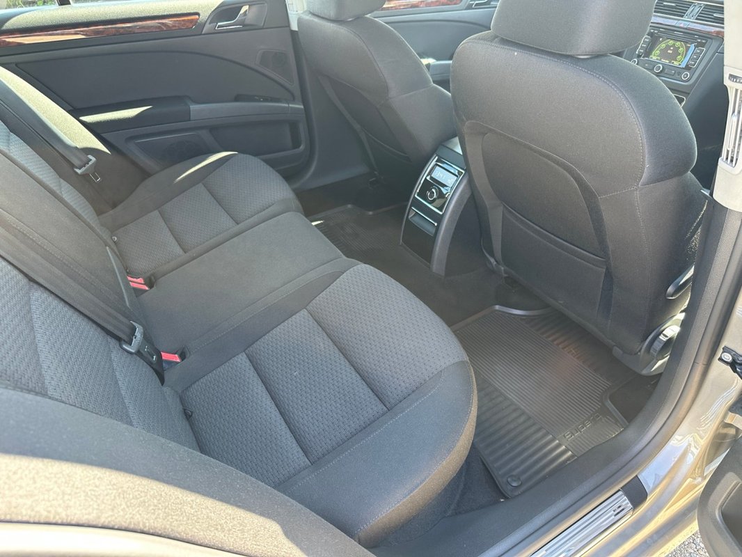 Škoda Superb foto 5