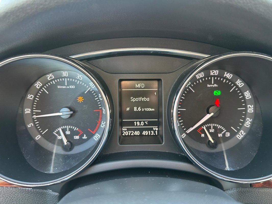Škoda Superb foto 9