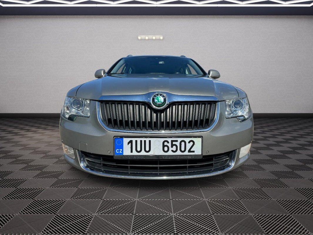 Škoda Superb foto 12