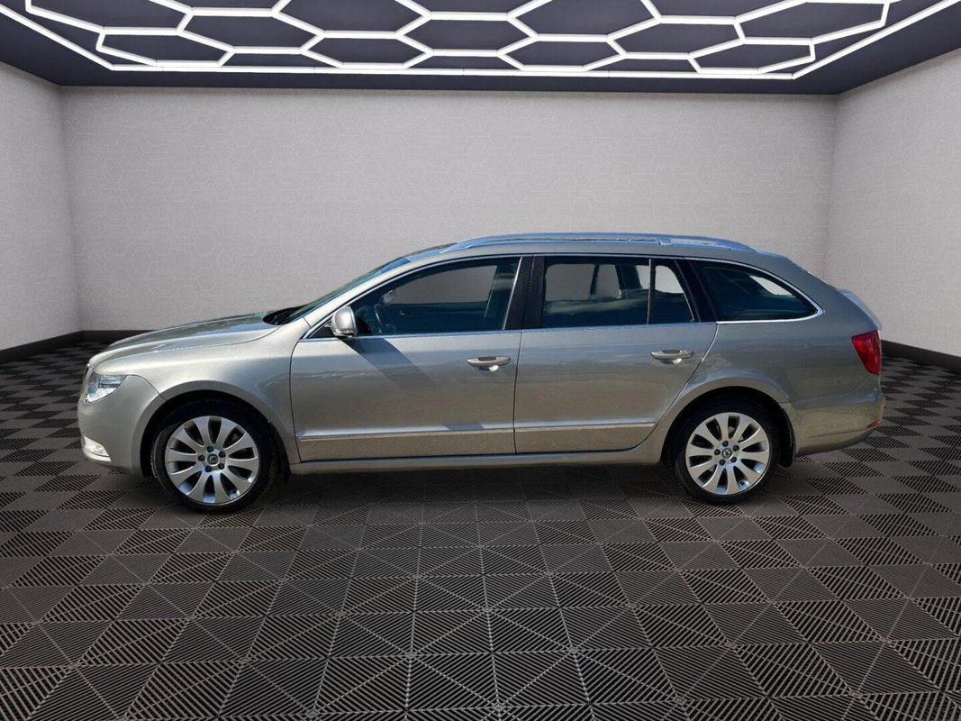 Škoda Superb foto 24