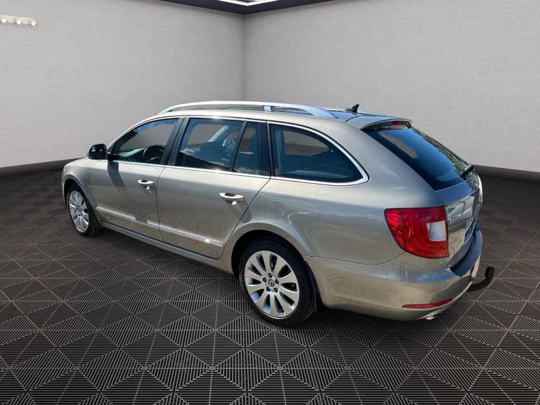 Škoda Superb foto 25