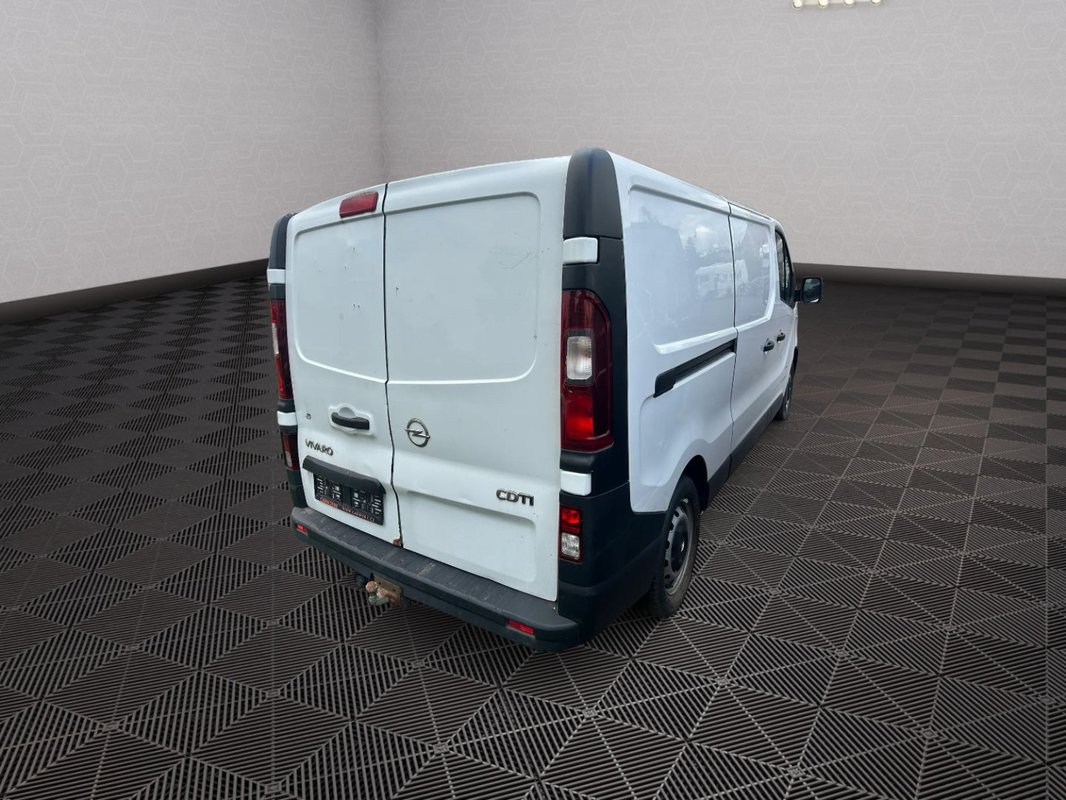 Opel Vivaro foto 6