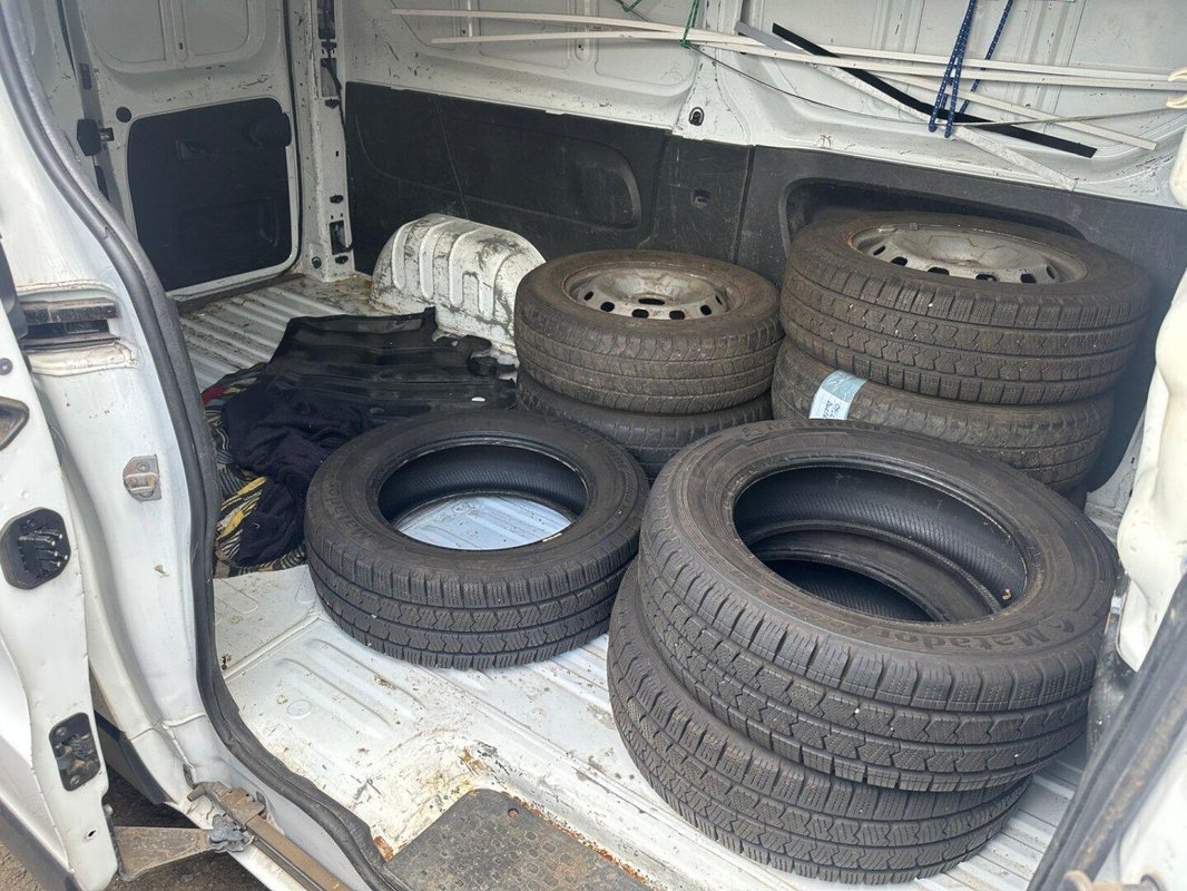 Opel Vivaro foto 9