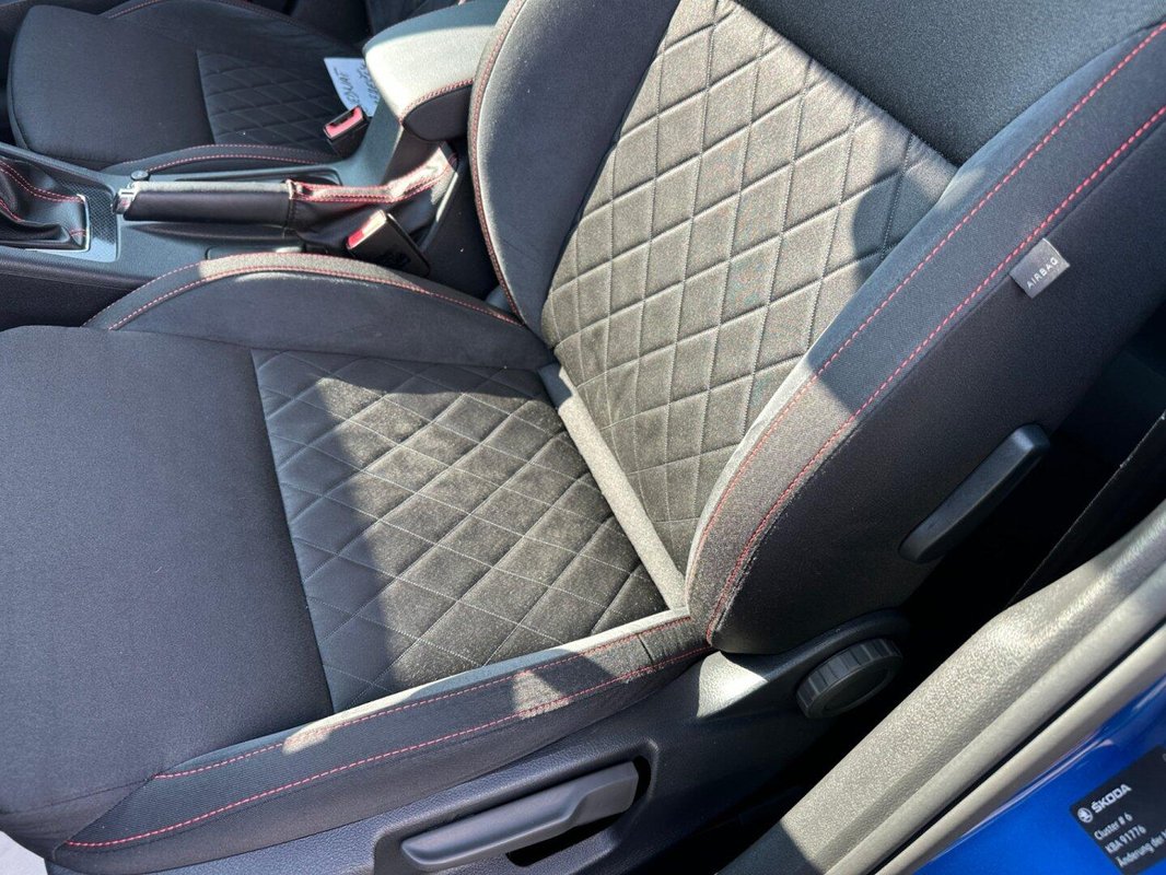 Škoda Octavia foto 9