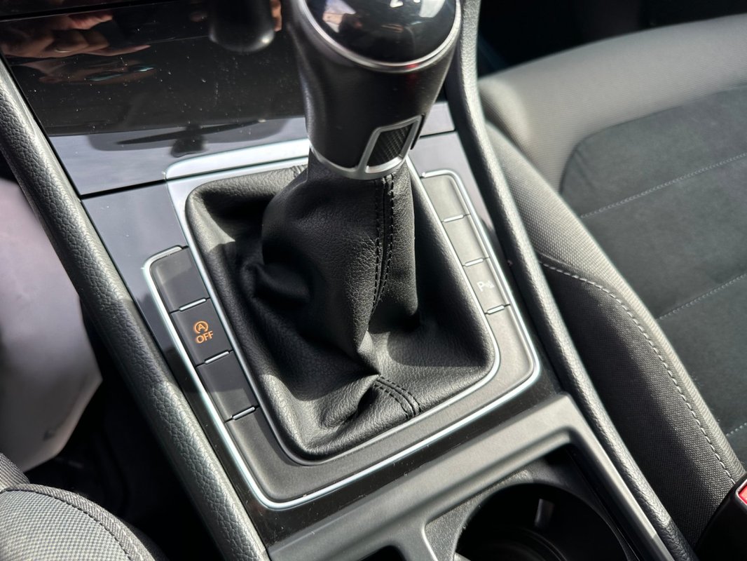 Volkswagen Golf foto 14