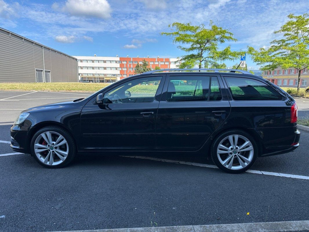 Škoda Octavia foto 16