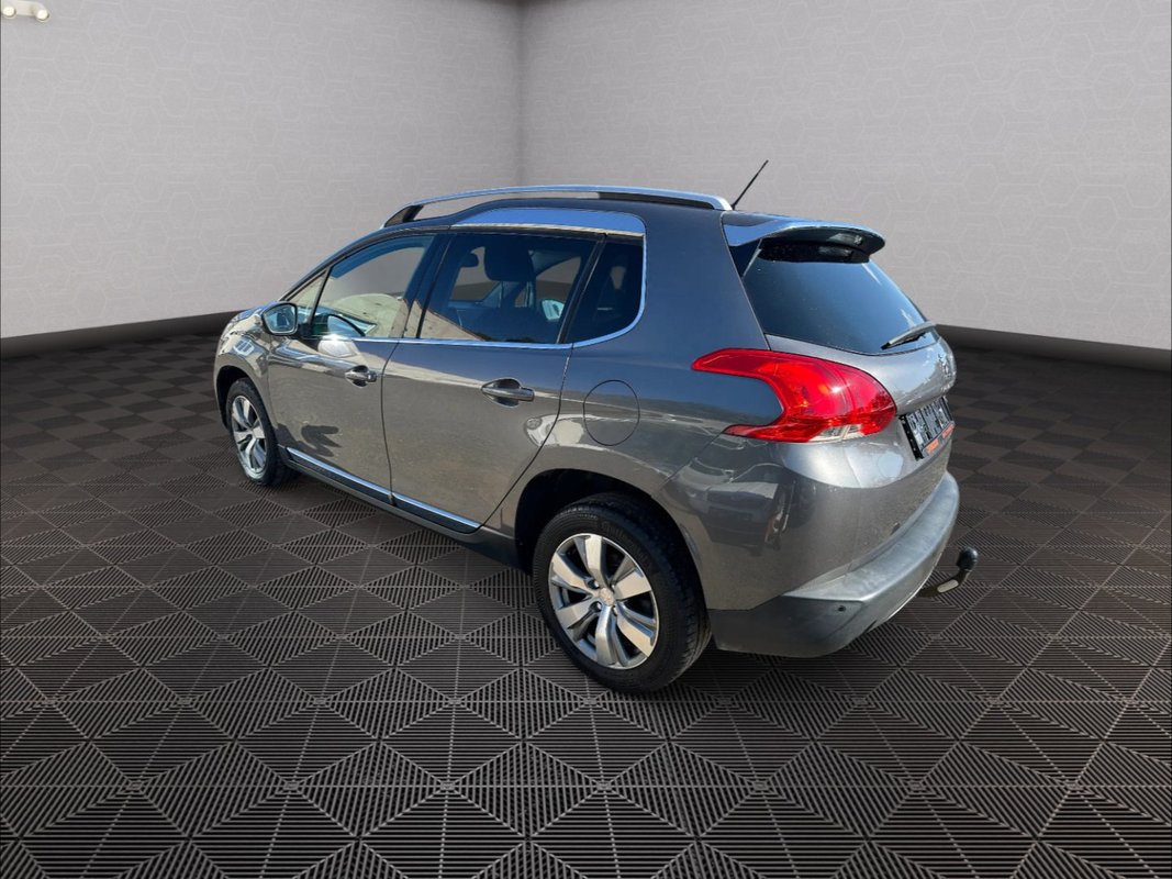 Peugeot 2008 foto 17
