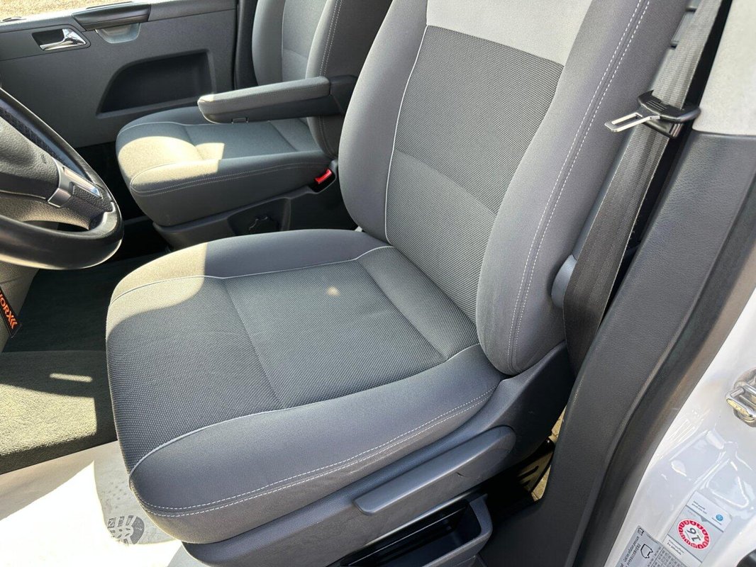 Volkswagen Multivan foto 3