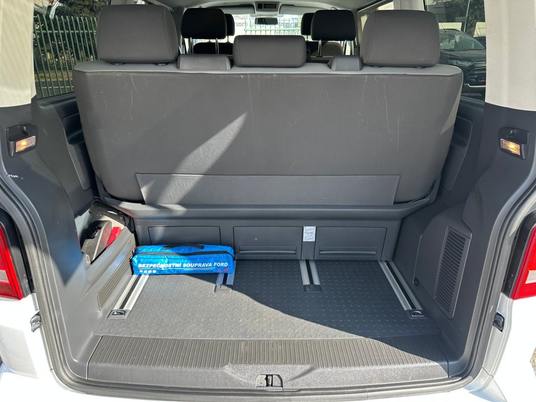 Volkswagen Multivan foto 4