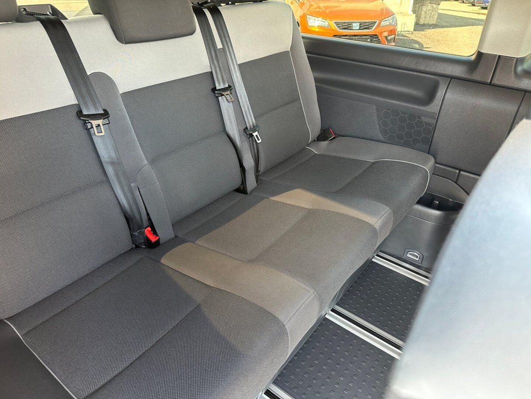 Volkswagen Multivan foto 6