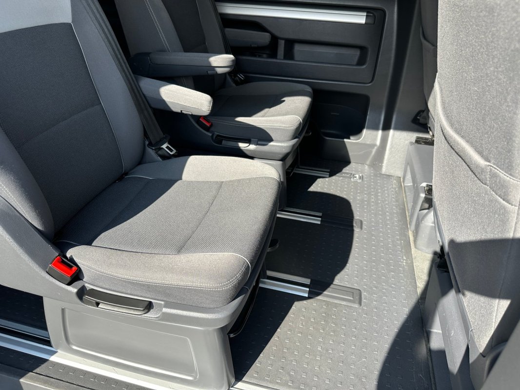 Volkswagen Multivan foto 7