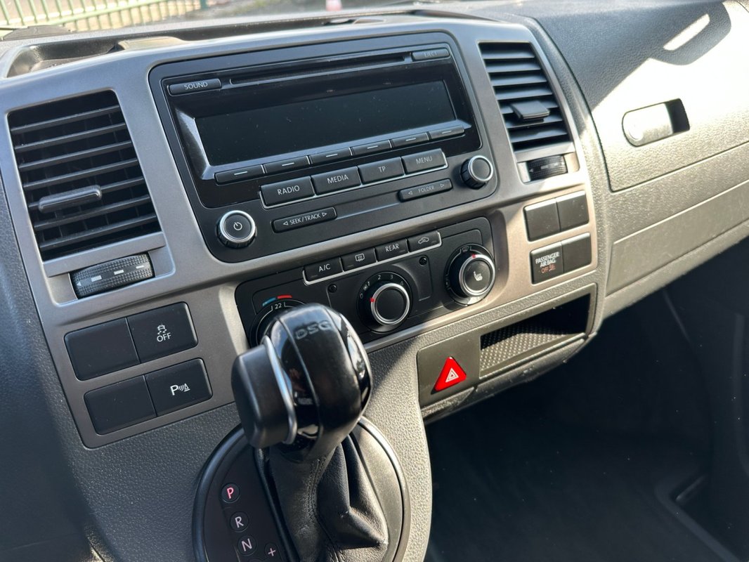 Volkswagen Multivan foto 13