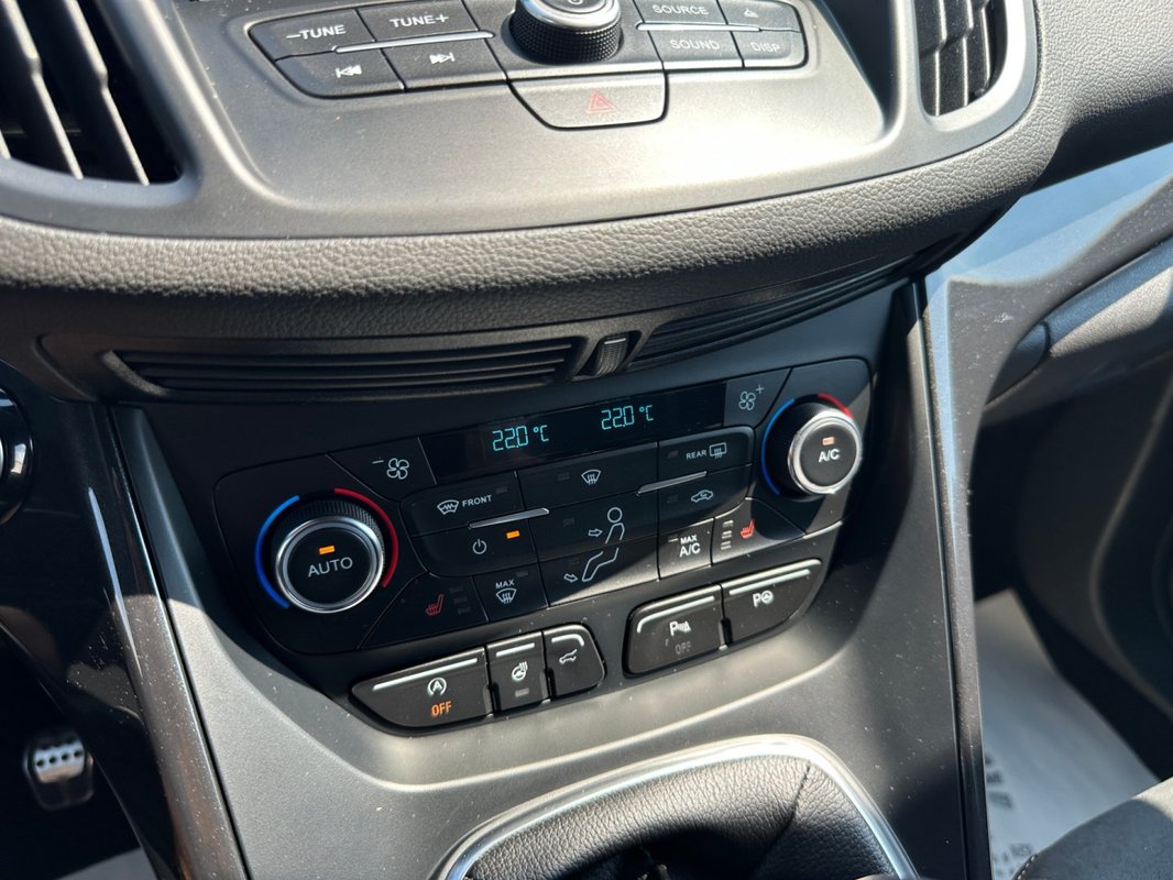 Ford Kuga foto 13