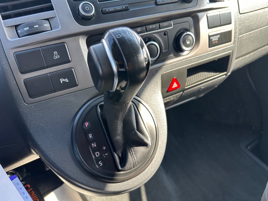 Volkswagen Multivan foto 14