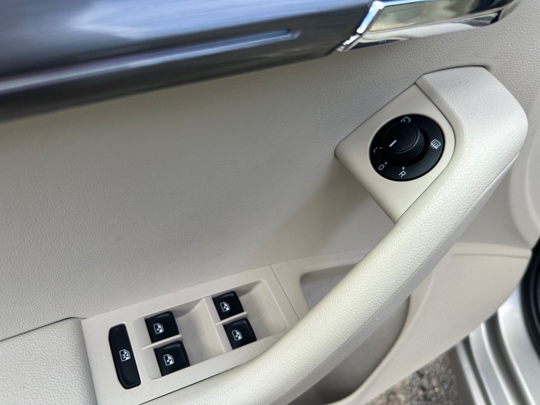 Škoda Octavia foto 13