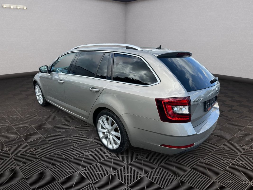Škoda Octavia foto 27