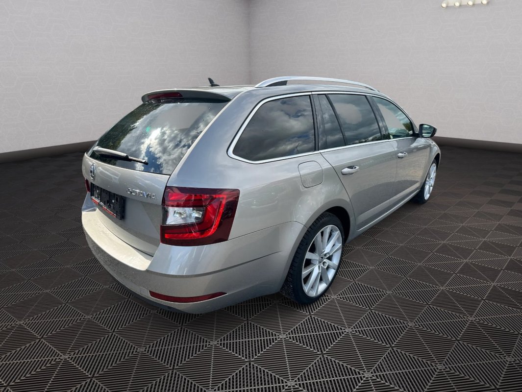 Škoda Octavia foto 29