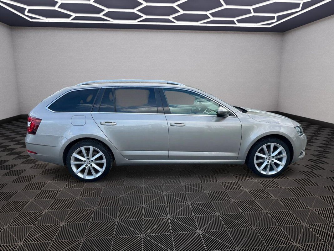 Škoda Octavia foto 30