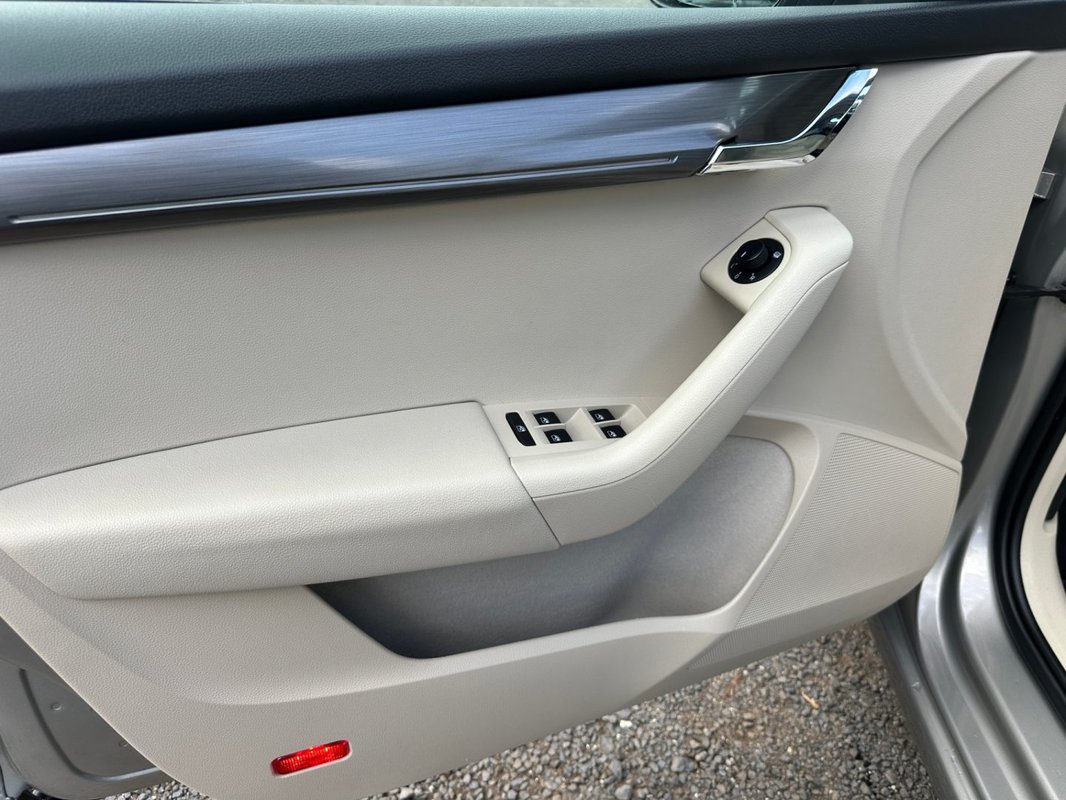 Škoda Octavia foto 31