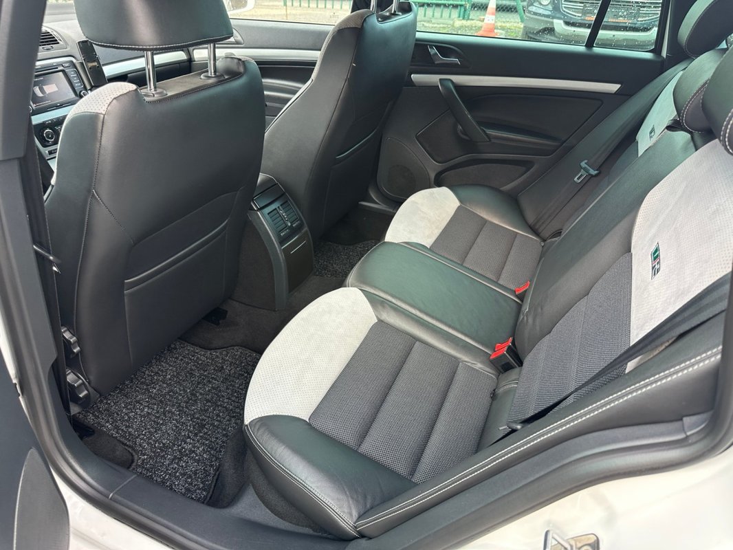 Škoda Octavia foto 3
