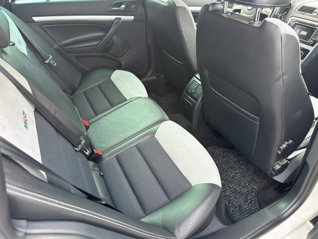 Škoda Octavia foto 5