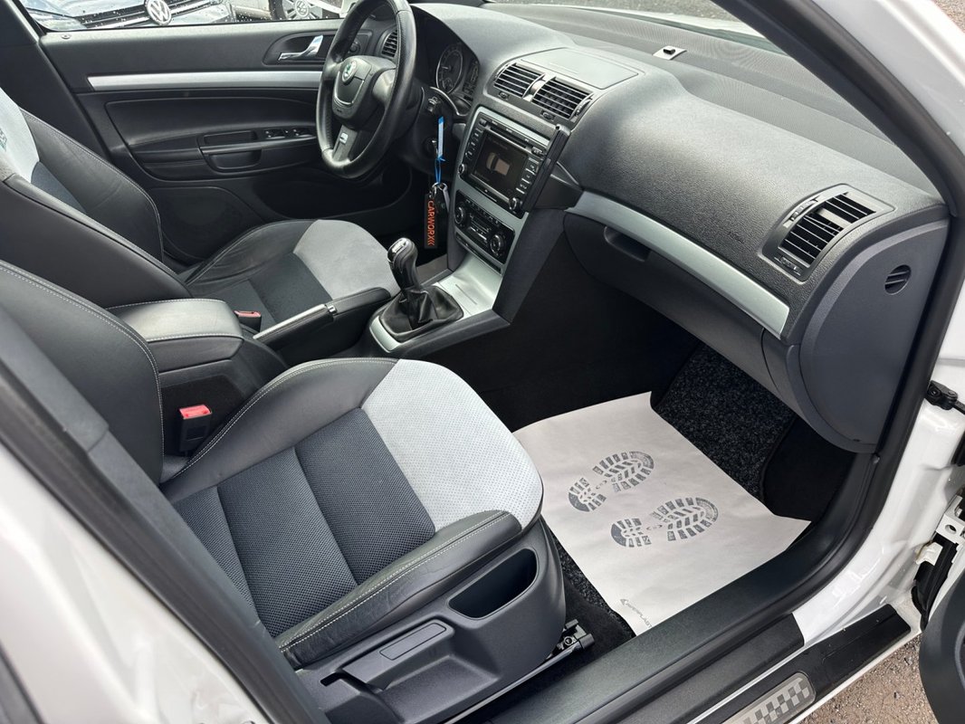 Škoda Octavia foto 6