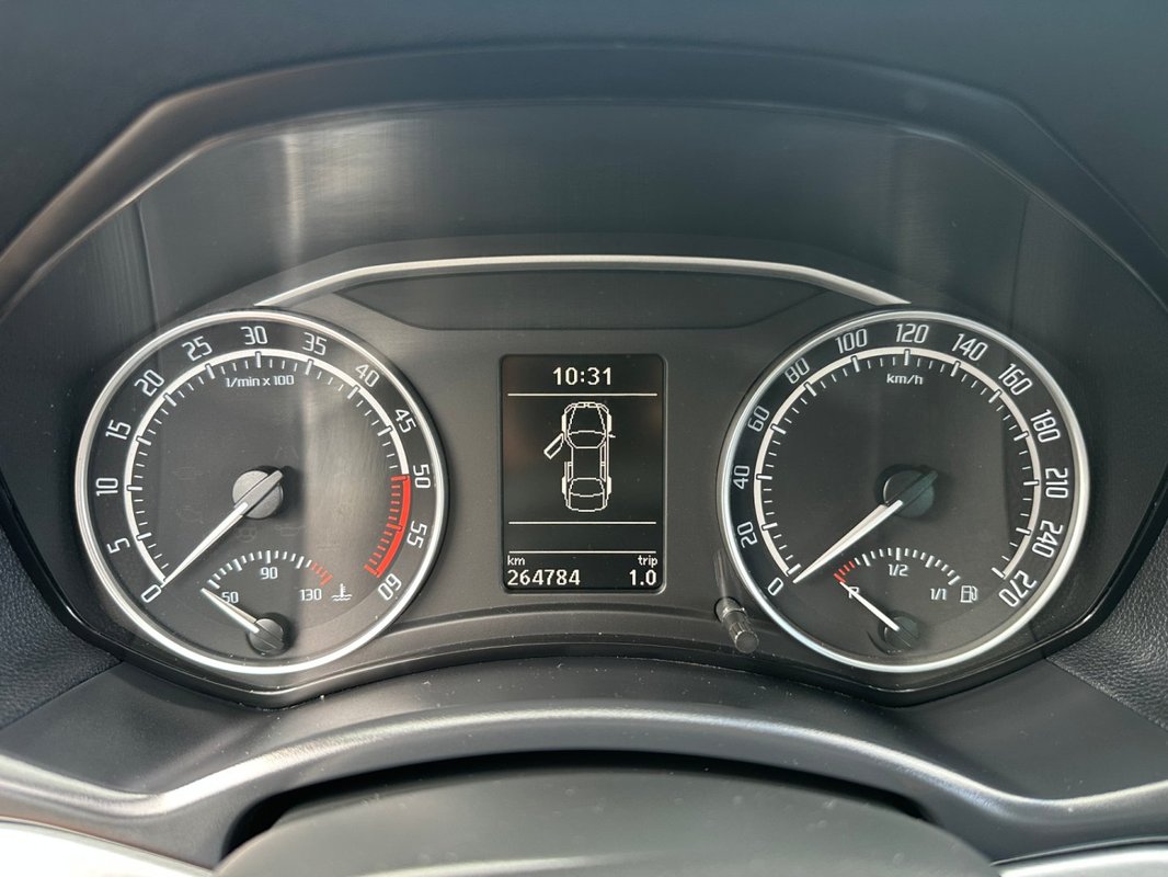 Škoda Octavia foto 8