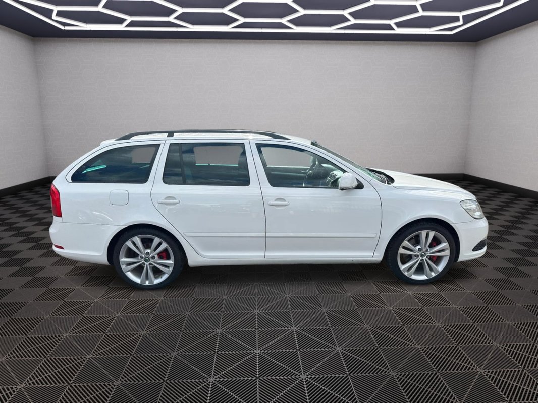 Škoda Octavia foto 32
