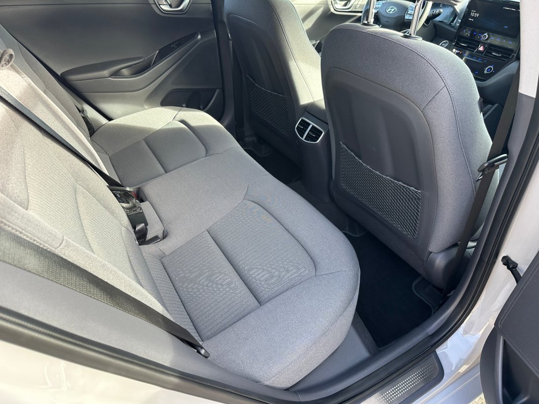Hyundai Ioniq foto 8