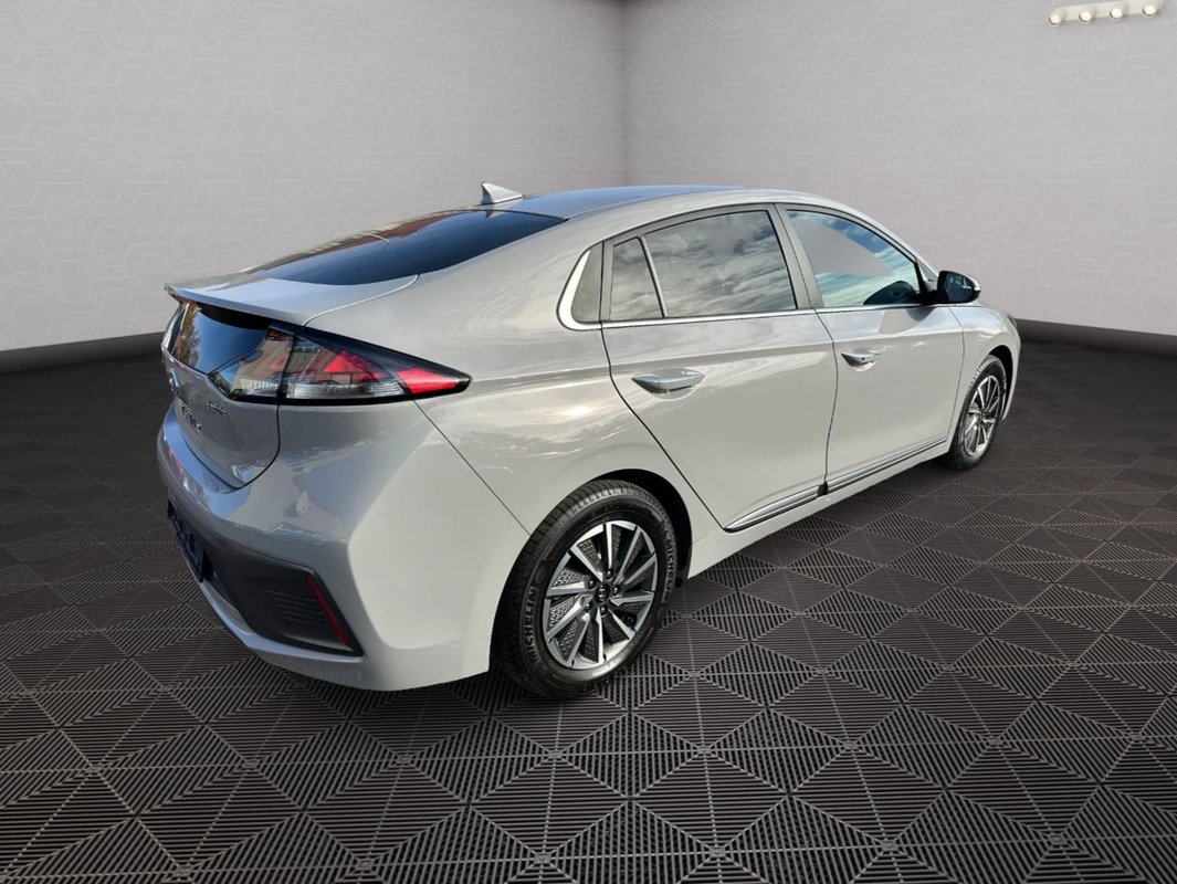 Hyundai Ioniq foto 24