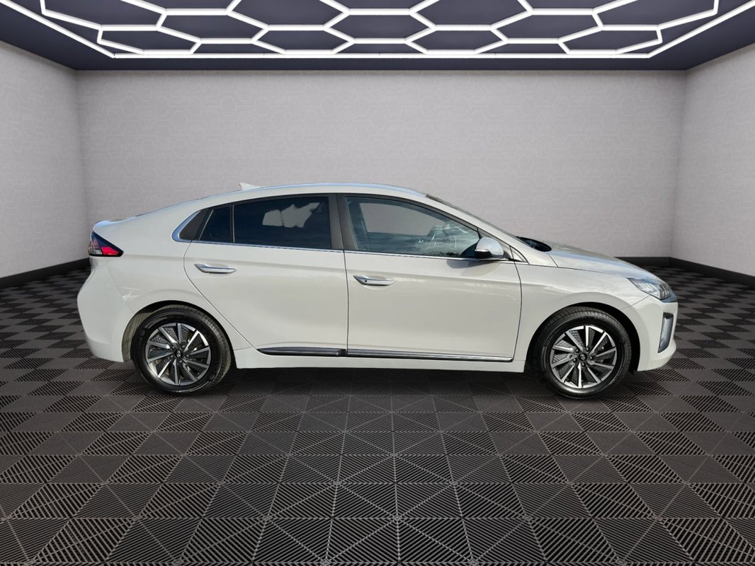 Hyundai Ioniq foto 25