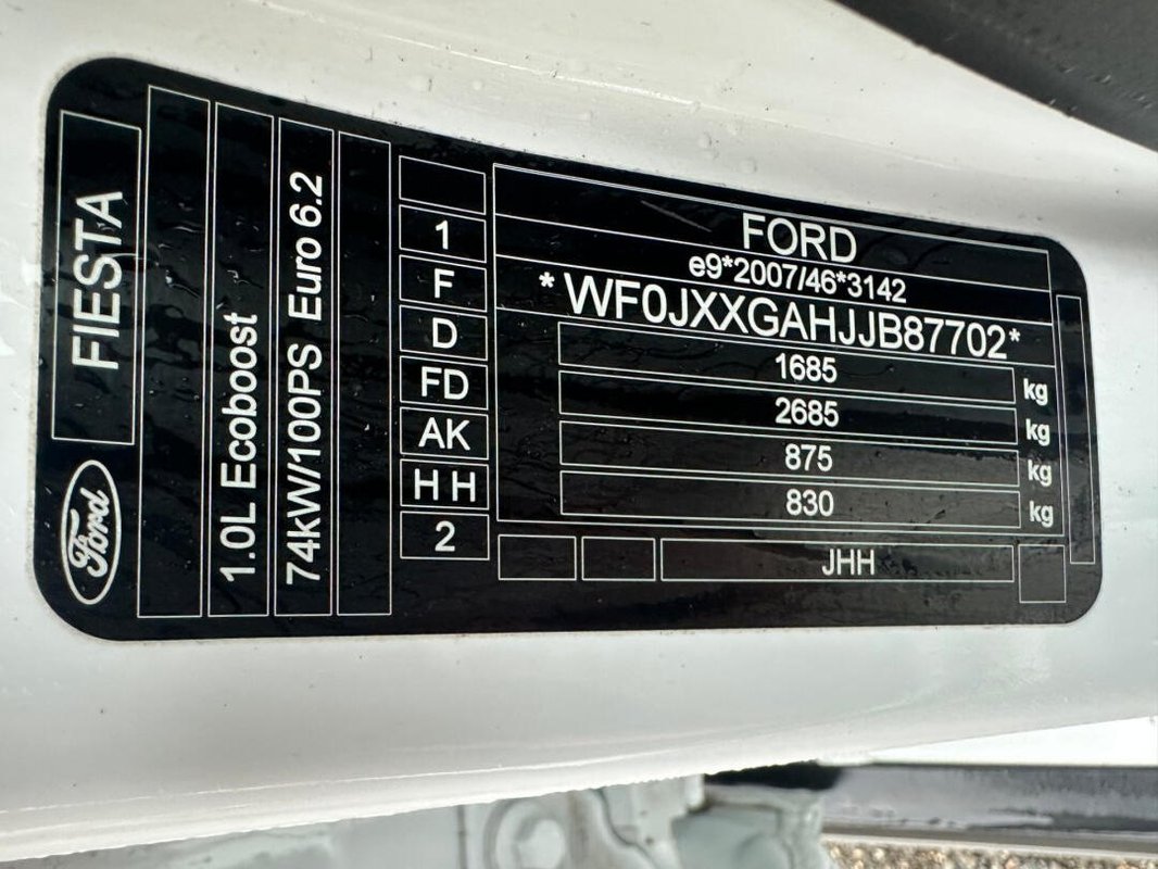 Ford Fiesta foto 7