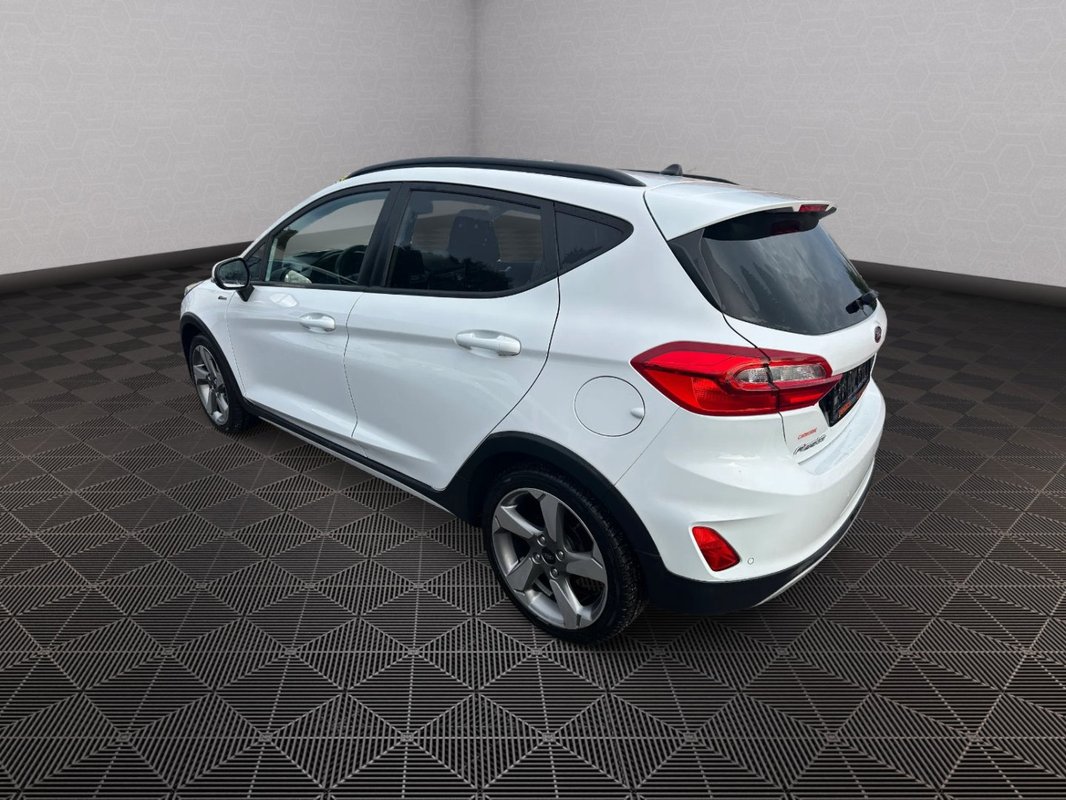 Ford Fiesta foto 21