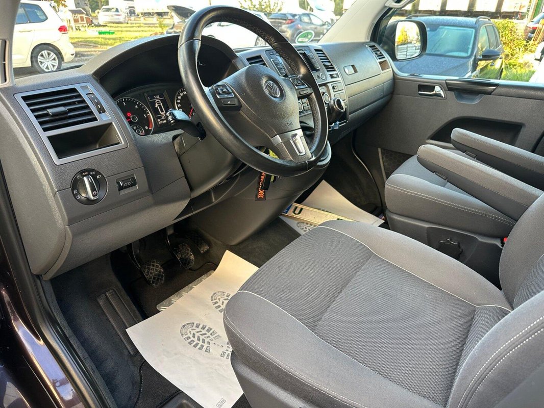 Volkswagen Multivan foto 2