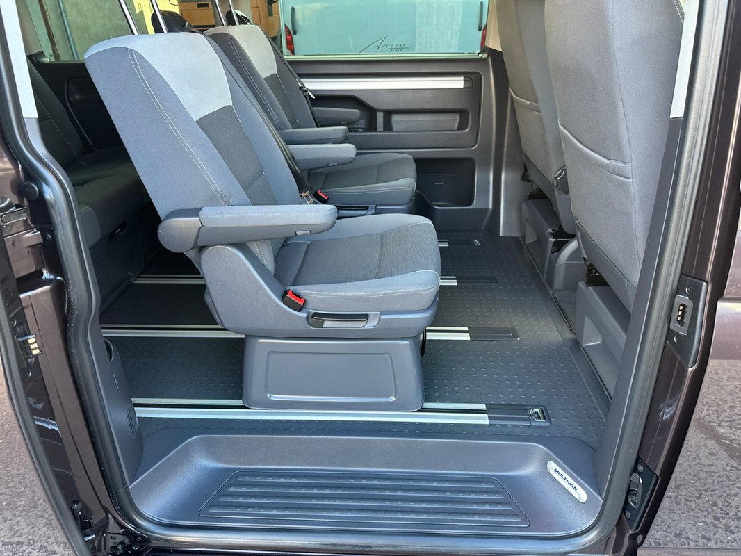 Volkswagen Multivan foto 5