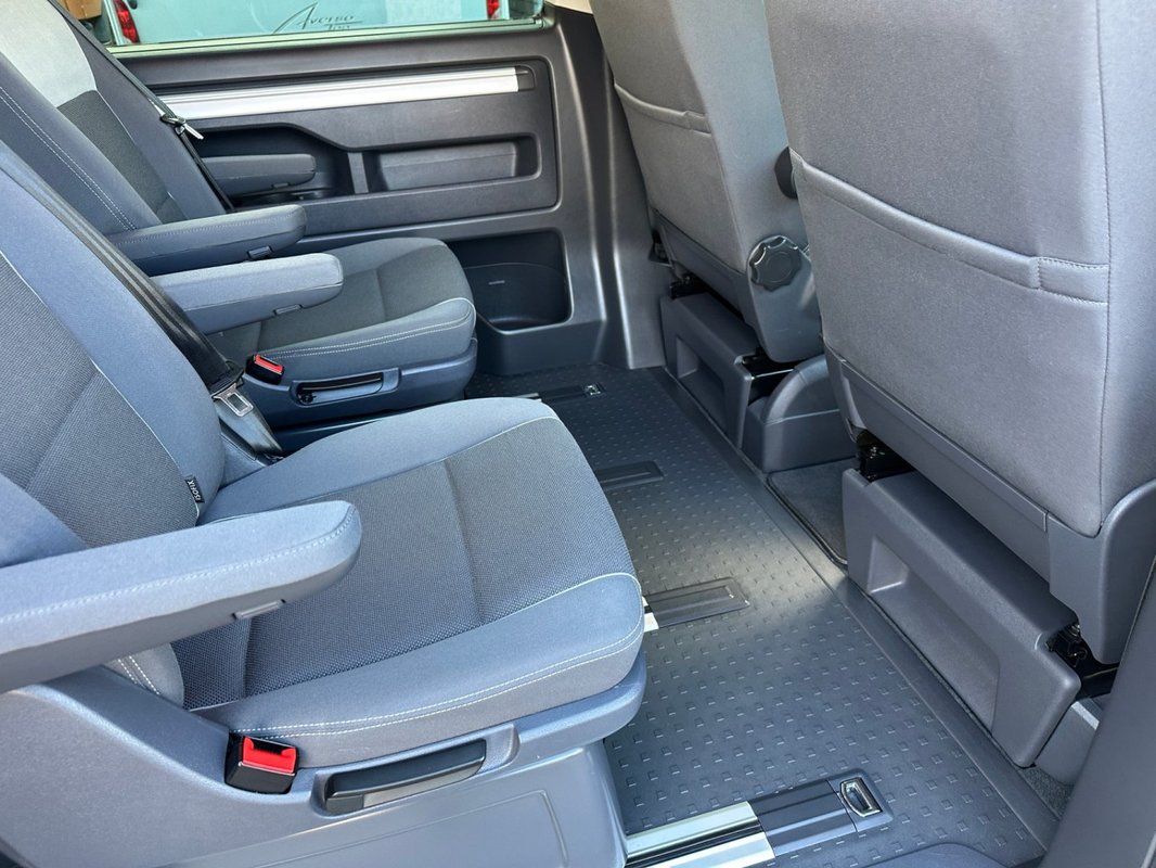Volkswagen Multivan foto 6